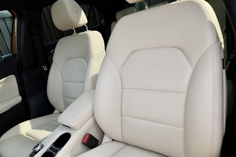 Mercedes-Benz GLA 220d Sport Premium Plus Panoramic Roof + Memory Pack + Reverse Cam + Very Rare Spec Image 38
