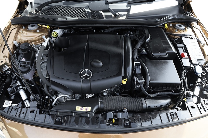 Mercedes-Benz GLA 220d Sport Premium Plus Panoramic Roof + Memory Pack + Reverse Cam + Very Rare Spec Image 50