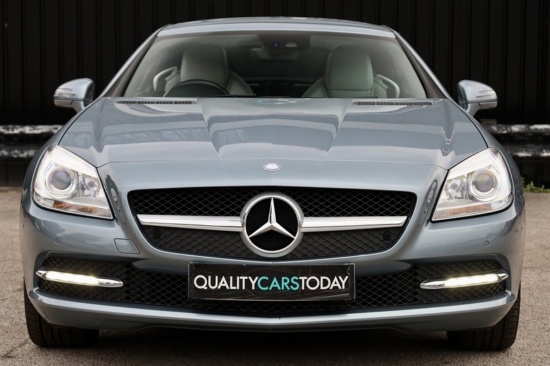 Mercedes-Benz SLK 200 Edition 125 Manual + COMAND + Heated Seats + 12 Services Image 1