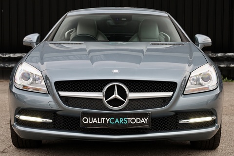 Manual + COMAND + Heated Seats + 12 Services