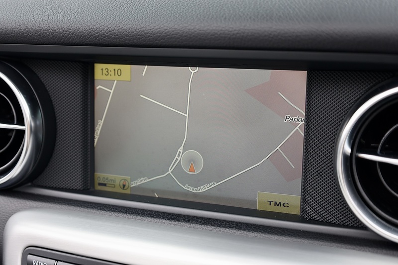 Mercedes-Benz SLK 200 Edition 125 Manual + COMAND + Heated Seats + 12 Services Image 4