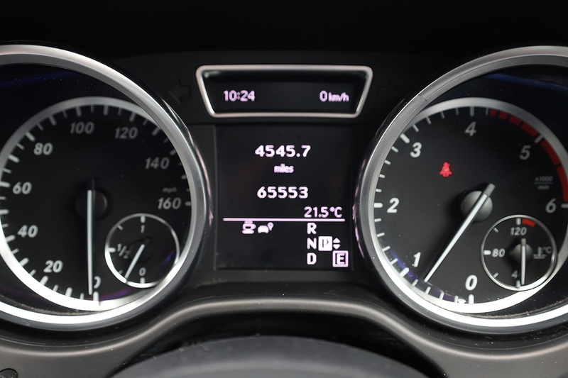 Mercedes-Benz ML 250 CDI Sport COMAND Online + Heated Seats Image 14