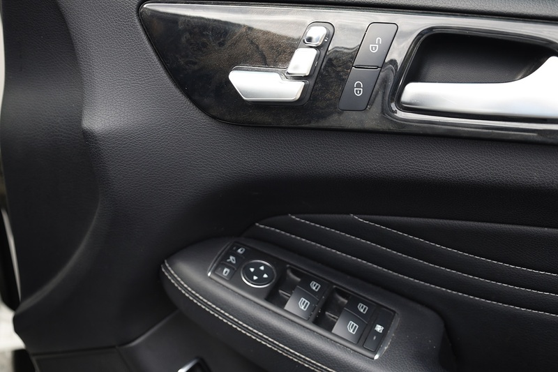 Mercedes-Benz ML 250 CDI Sport COMAND Online + Heated Seats Image 18