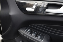 Mercedes-Benz ML 250 CDI Sport COMAND Online + Heated Seats - Thumb 18