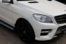 Mercedes-Benz ML 250 CDI Sport COMAND Online + Heated Seats - Thumb 23