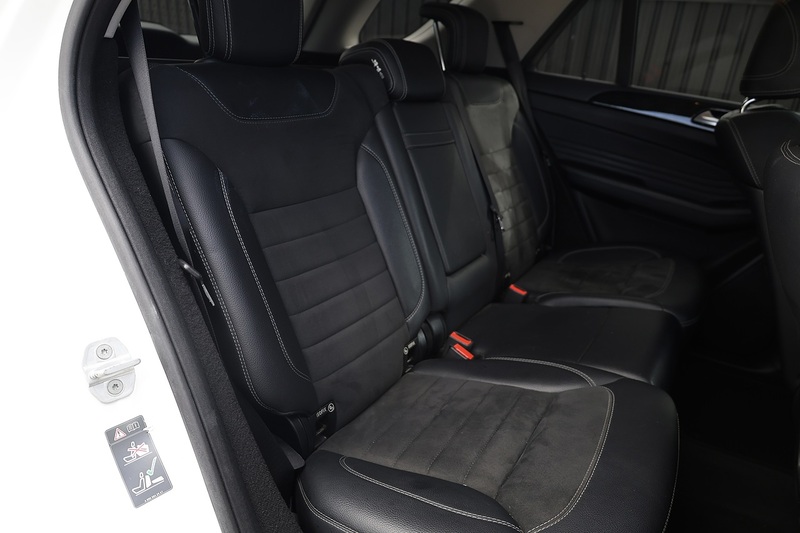 Mercedes-Benz ML 250 CDI Sport COMAND Online + Heated Seats Image 13