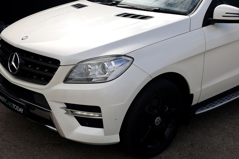 Mercedes-Benz ML 250 CDI Sport COMAND Online + Heated Seats Image 30