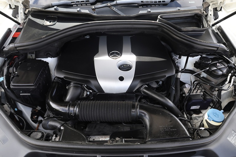 Mercedes-Benz ML 250 CDI Sport COMAND Online + Heated Seats Image 34