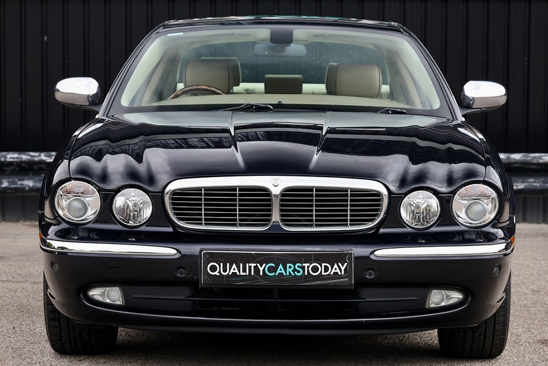 Jaguar XJ Sovereign 1 Owner from New + Desirable Specification + Lower Tax Bracket Image 3