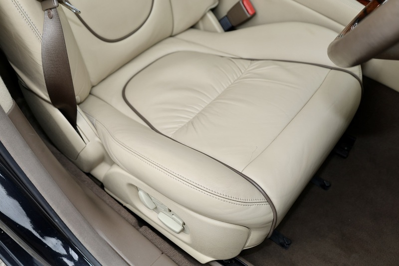 Jaguar XJ Sovereign 1 Owner from New + Desirable Specification + Lower Tax Bracket Image 9