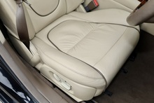 Jaguar XJ Sovereign 1 Owner from New + Desirable Specification + Lower Tax Bracket - Thumb 9