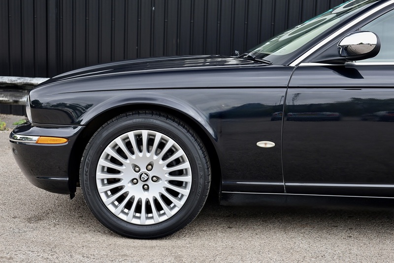 Jaguar XJ Sovereign 1 Owner from New + Desirable Specification + Lower Tax Bracket Image 31