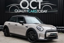 MINI Cooper Exclusive Auto 1 Lady Owner + MINI Warranty + Premium Plus Pack + Pano Roof - Thumb 0