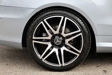 Mercedes-Benz E220 CDI AMG Sport Convertible 2 Former Keepers + Rare Spec + Air Scarf + COMAND - Thumb 40