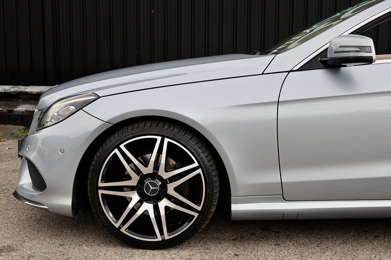 Mercedes-Benz E220 CDI AMG Sport Convertible 2 Former Keepers + Rare Spec + Air Scarf + COMAND Image 35