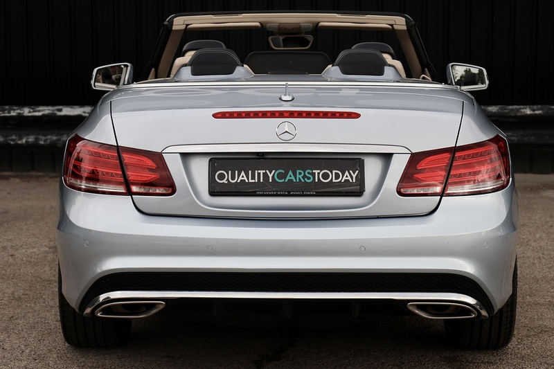Mercedes-Benz E220 CDI AMG Sport Convertible 2 Former Keepers + Rare Spec + Air Scarf + COMAND Image 5