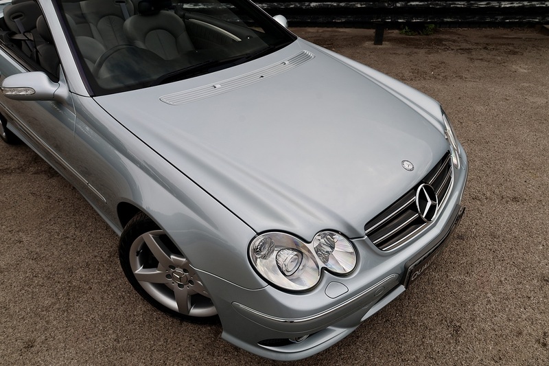 Mercedes-Benz CLK 200K AMG Sport Convertible Last Lady Owner 10 Years + Rare Spec + Outstanding Condition Image 17