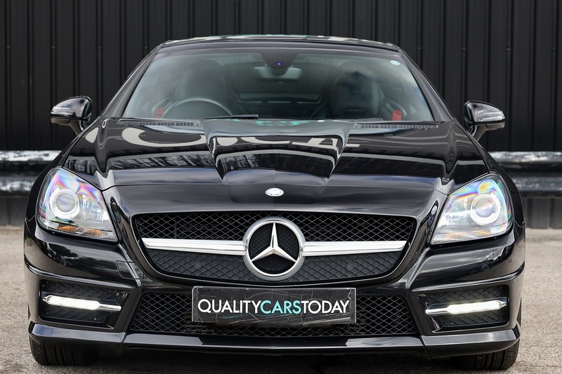 Mercedes-Benz SLK 250 CDI AMG Sport Ultra Low Mileage + Pano Roof + Air Scarf + Sat Nav Image 3