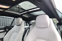 Mercedes-Benz E350 CDI AMG Line Coupe 1 Former Keeper + Panoramic Roof + Full Service History - Thumb 11