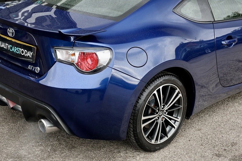 Toyota GT86 Automatic 2 Former Keepers + Full Specialist History + Heated Leather + Sat Nav Image 17