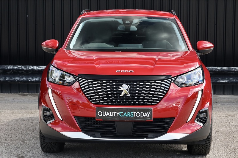 Peugeot 2008 Allure Premium 1 Former Keeper + Full Peugeot Main Dealer Image 3