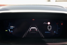 Peugeot 2008 Allure Premium 1 Former Keeper + Full Peugeot Main Dealer - Thumb 17