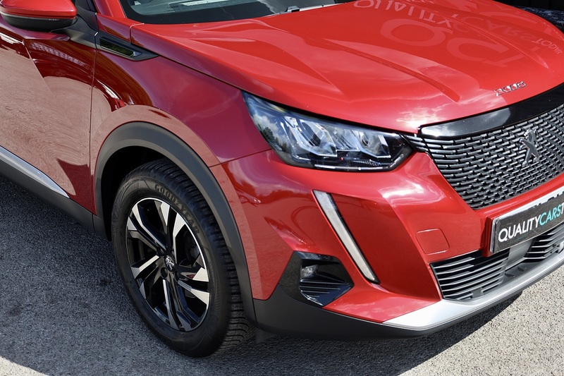 Peugeot 2008 Allure Premium 1 Former Keeper + Full Peugeot Main Dealer Image 23