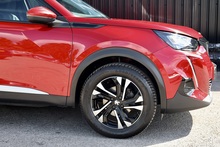 Peugeot 2008 Allure Premium 1 Former Keeper + Full Peugeot Main Dealer - Thumb 22