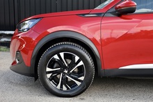 Peugeot 2008 Allure Premium 1 Former Keeper + Full Peugeot Main Dealer - Thumb 35