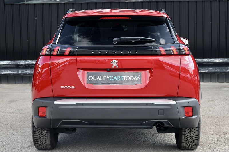 Peugeot 2008 Allure Premium 1 Former Keeper + Full Peugeot Main Dealer Image 4