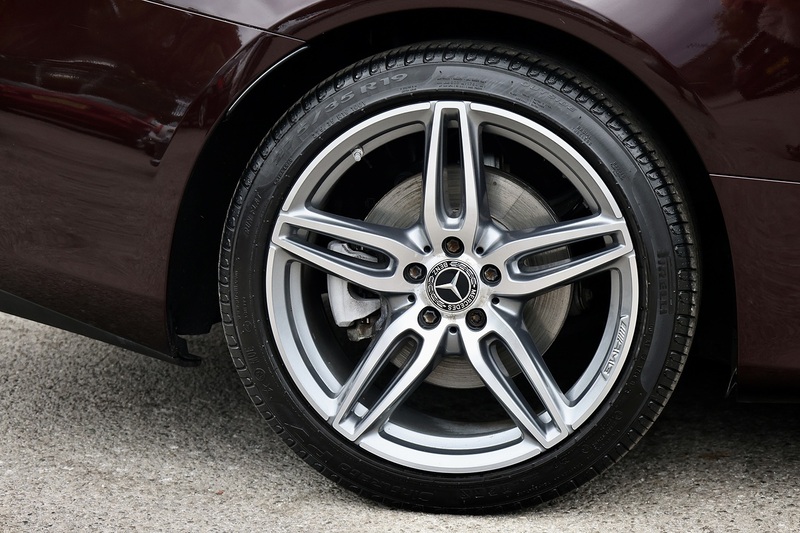Mercedes-Benz E350d AMG Line Premium+ Convertible 4Matic + Full Mercedes Main Dealer History + Huge Spec Image 38