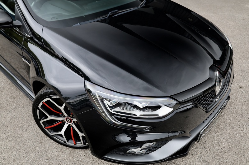 Renault Megane R.S.300 Trophy Recaro Seats + BOSE + LSD + Cup + R.Camera Image 15