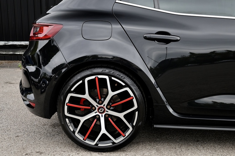 Renault Megane R.S.300 Trophy Recaro Seats + BOSE + LSD + Cup + R.Camera Image 19