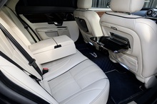 Jaguar XJL Portfolio Rare Spec + Exceptional Condition + Significant Recent Expenditure - Thumb 9