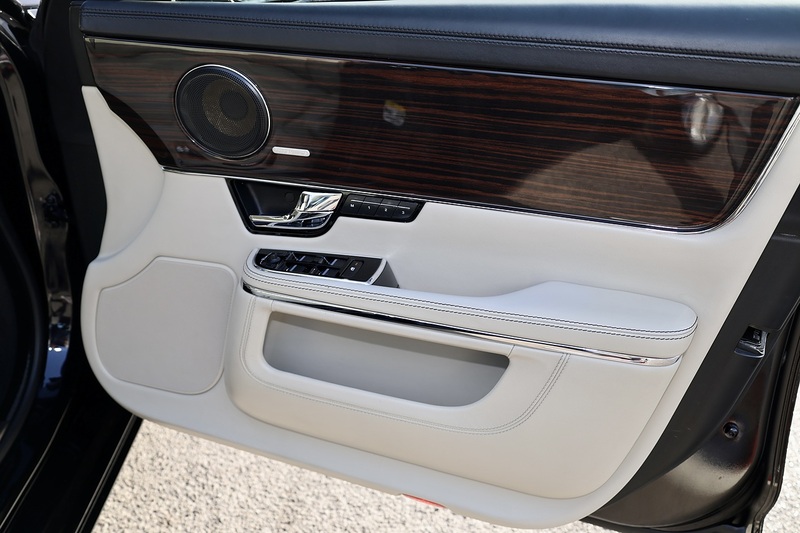 Jaguar XJL Portfolio Rare Spec + Exceptional Condition + Significant Recent Expenditure Image 24
