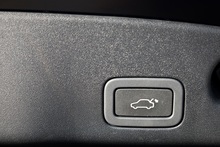 Jaguar XJL Portfolio Rare Spec + Exceptional Condition + Significant Recent Expenditure - Thumb 39