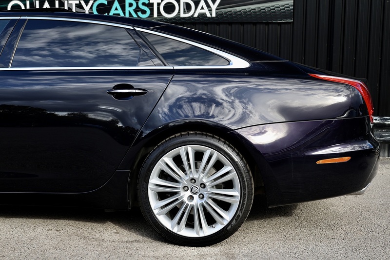 Jaguar XJL Portfolio Rare Spec + Exceptional Condition + Significant Recent Expenditure Image 42