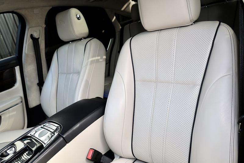 Jaguar XJL Portfolio Rare Spec + Exceptional Condition + Significant Recent Expenditure Image 29