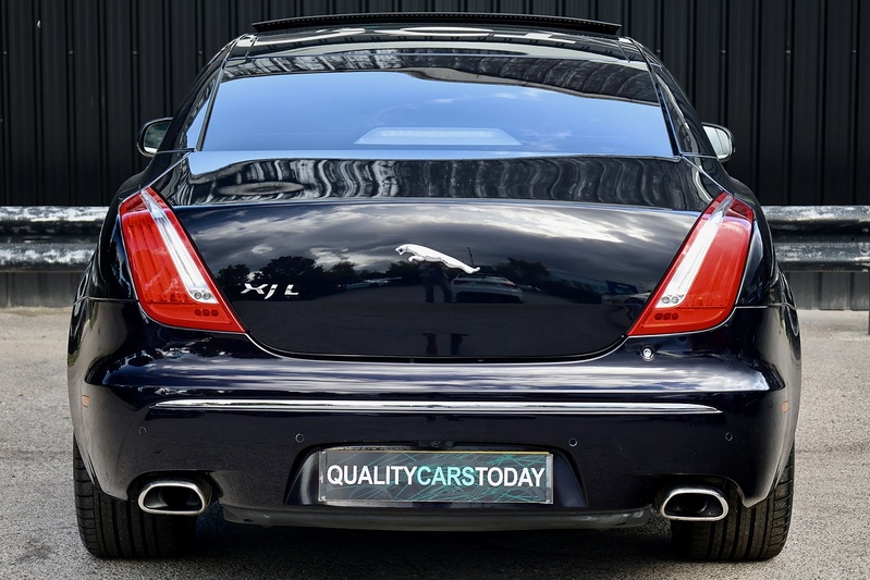 Jaguar XJL Portfolio Rare Spec + Exceptional Condition + Significant Recent Expenditure Image 4