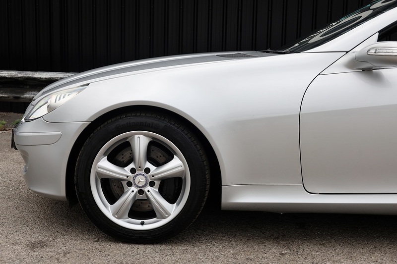 Mercedes-Benz SLK 350 2 Former Keepers + 15 Services + Air Scarf + COMAND + Heated / Memory Seats Image 27