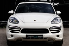 Porsche Cayenne D 2 Former Keepers + Full Porsche Main Dealer + £15k Cost Options - Thumb 3