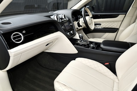 Full Bentley Main Dealer + All Terrain / Touring Spec + Rear Screens