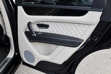 Bentley Bentayga W12 Full Bentley Main Dealer + All Terrain / Touring Spec + Rear Screens - Thumb 31
