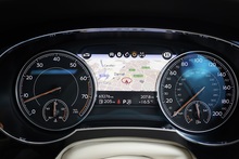 Bentley Bentayga W12 Full Bentley Main Dealer + All Terrain / Touring Spec + Rear Screens - Thumb 42