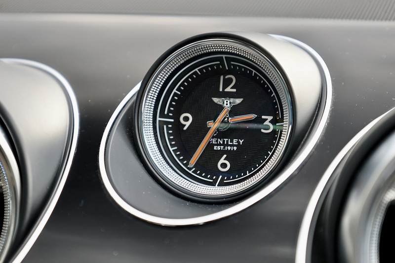 Bentley Bentayga W12 Full Bentley Main Dealer + All Terrain / Touring Spec + Rear Screens Image 46
