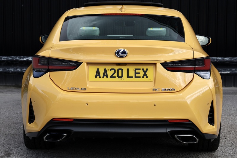 Lexus RC 300h F Sport Takumi 1 Owner + Full Lexus Main Dealer + Huge Spec Image 4