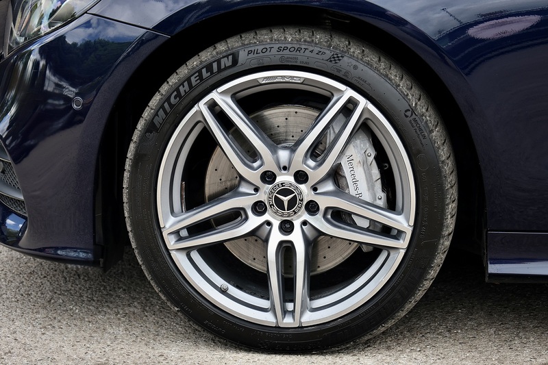Mercedes-Benz E350d AMG Line Premium Plus 1 Former Keeper + Full Main Dealer History + Nappa + High Spec Image 39