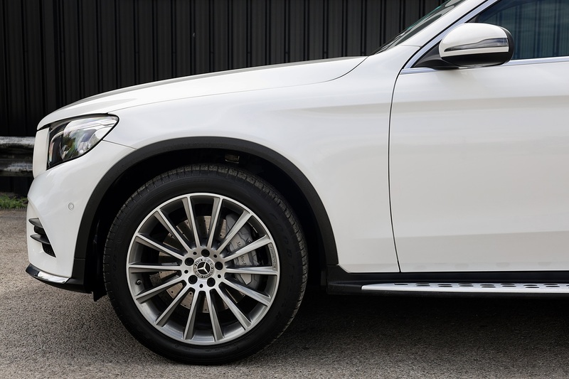 Mercedes-Benz GLC 250 AMG Line Premium Plus Full Service History + Panoramic Roof + Exceptional Image 35