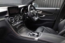 Mercedes-Benz GLC 250 AMG Line Premium Plus Full Service History + Panoramic Roof + Exceptional - Thumb 7