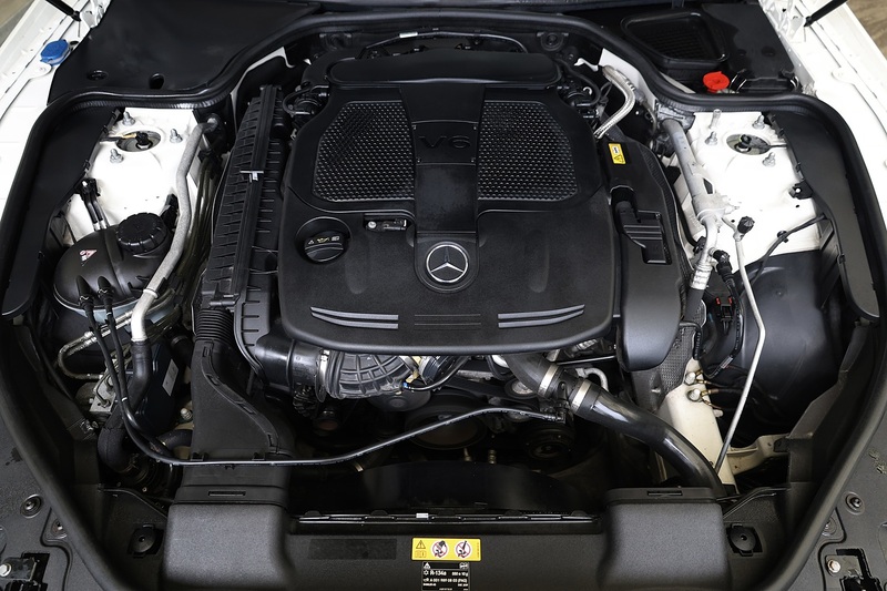 Mercedes-Benz SL 350 AMG Sport AMG Sport Pack + Pano Roof + Very Rare + £12,000 Cost Options Image 21
